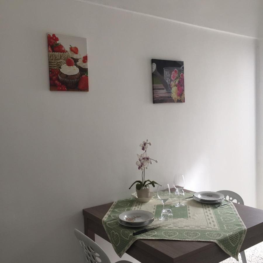 Donna Nina - Via San Martino 62 Apartment Монополи Екстериор снимка