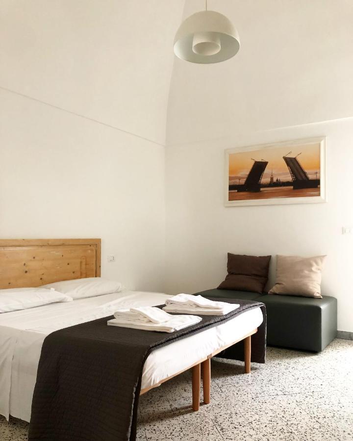 Donna Nina - Via San Martino 62 Apartment Монополи Екстериор снимка