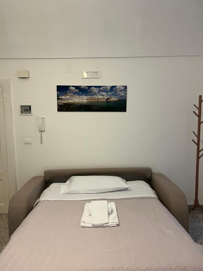 Donna Nina - Via San Martino 62 Apartment Монополи Екстериор снимка